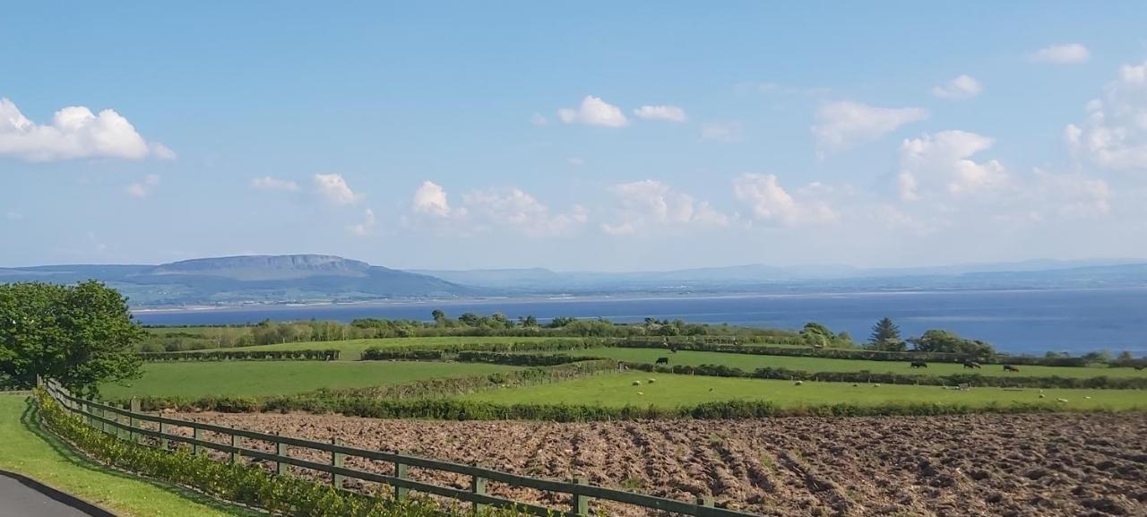 Knockalt Cottage Moville Buitenkant foto